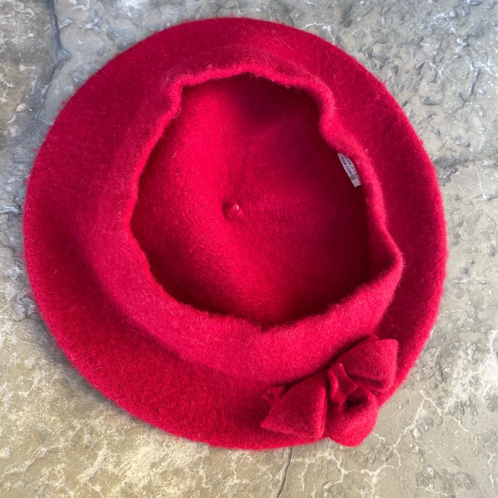 red wool beret